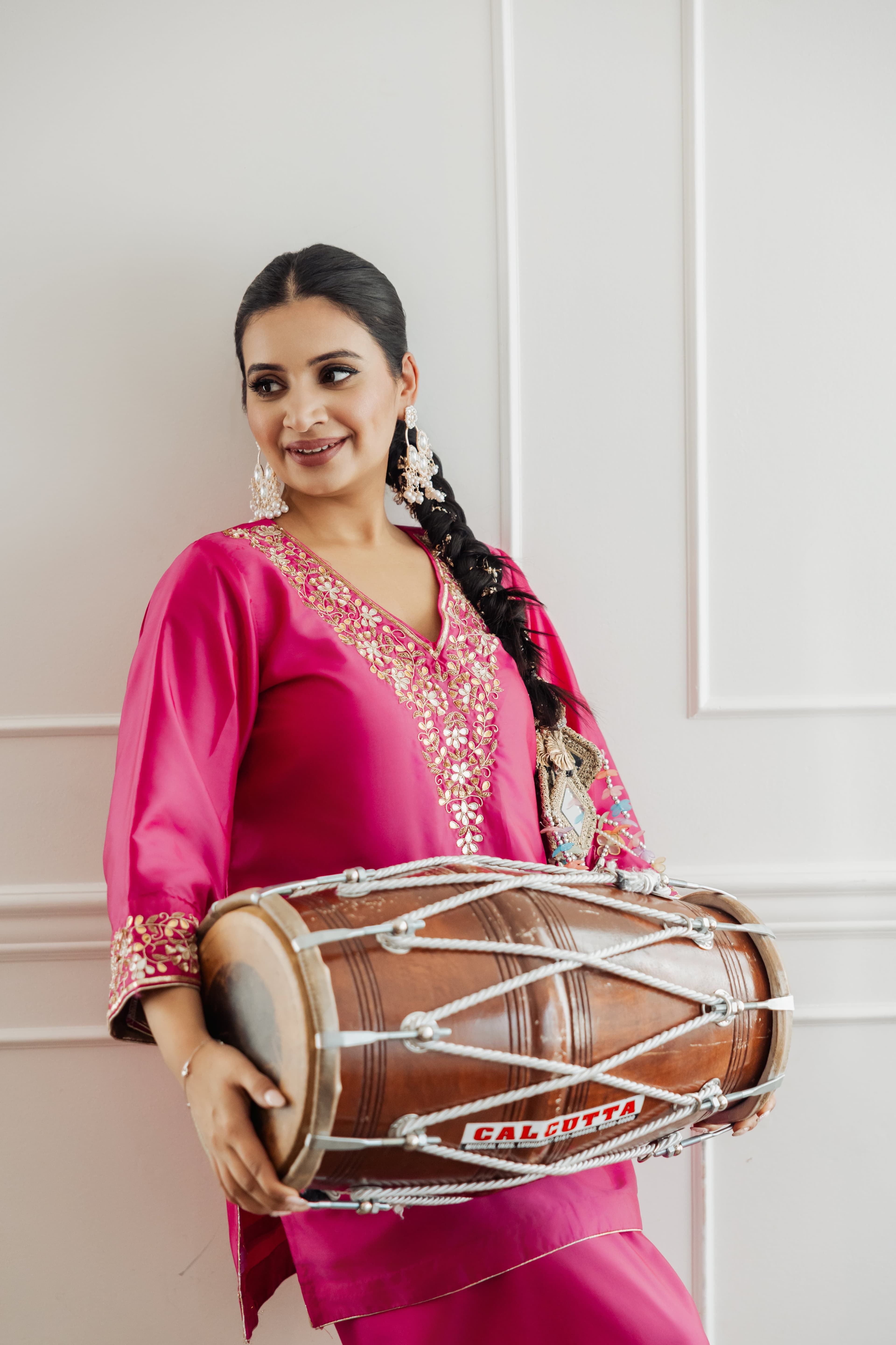 Holding the Dhol